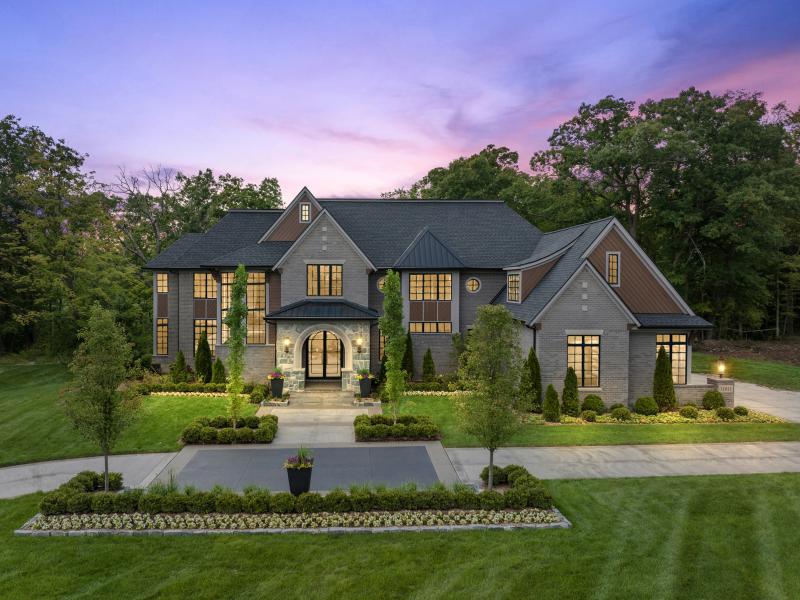 m9。三丁 1753 Vista Dr, Oakland, MI 48363 | Cranbrook Custom Homes